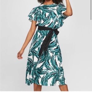 WHO WHAT WEAR Palm Midi Dress with Ribbon Belt - Large